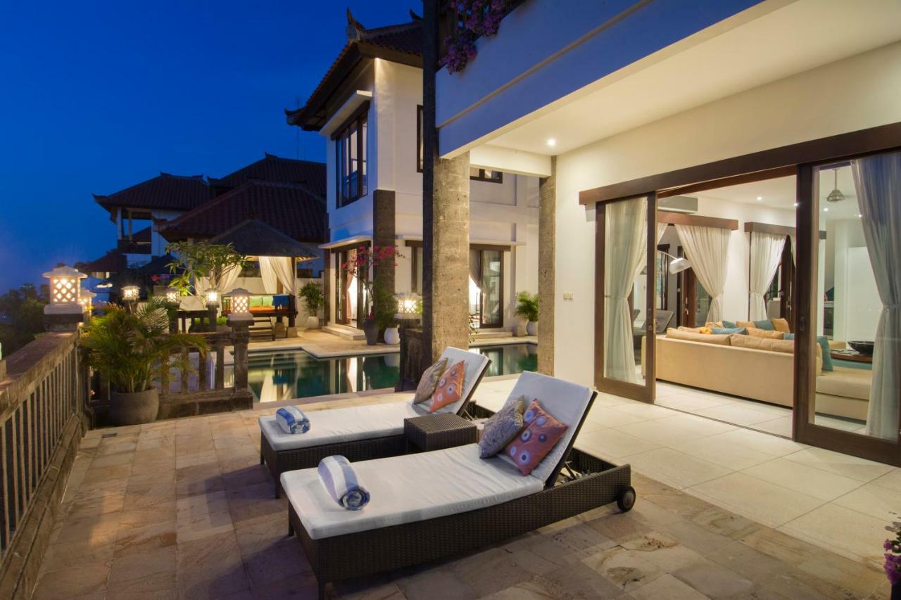 Villa Amanie - Private Villa With Infinity Pool, Stunning Views And Cook ジンバラン エクステリア 写真