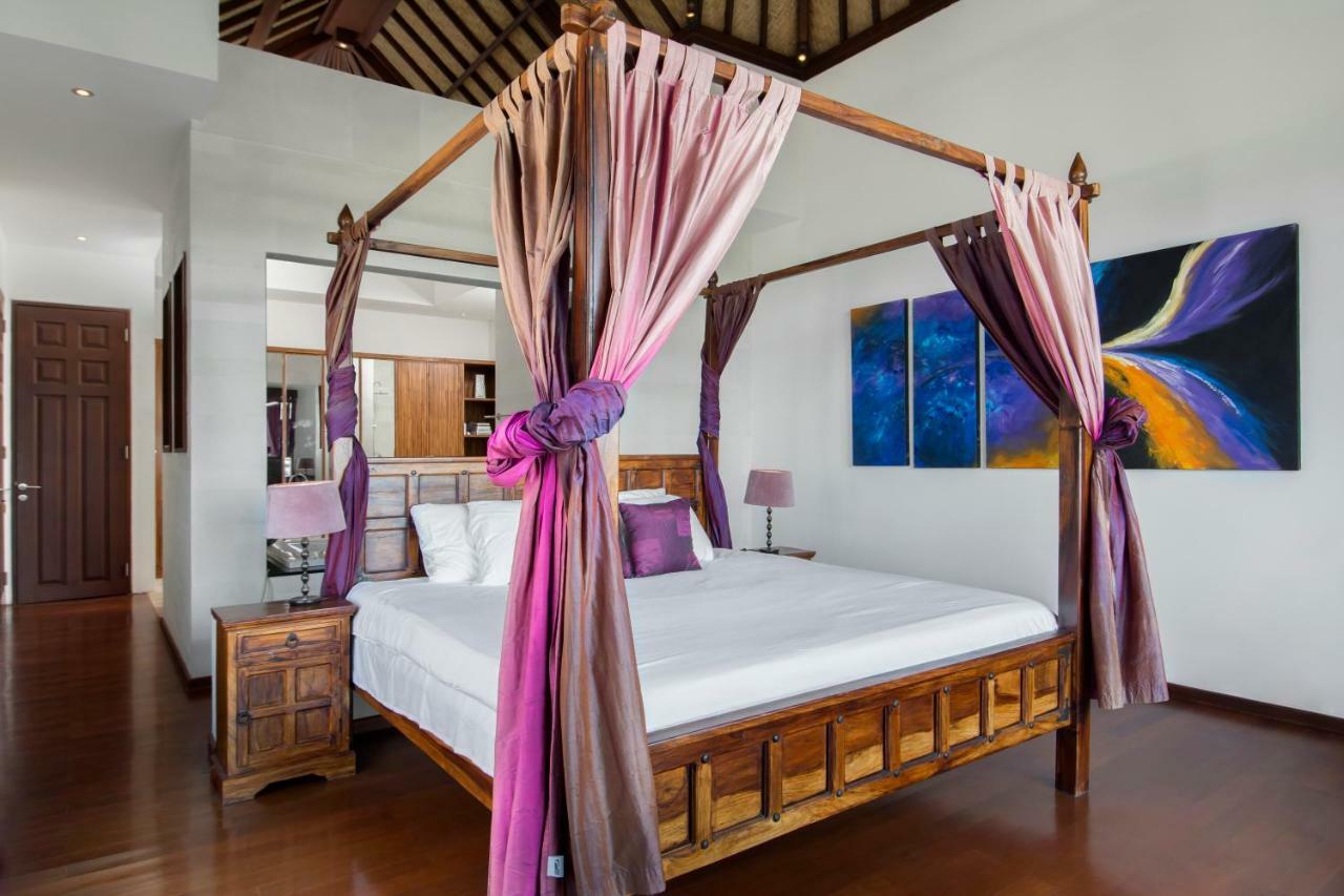 Villa Amanie - Private Villa With Infinity Pool, Stunning Views And Cook ジンバラン エクステリア 写真