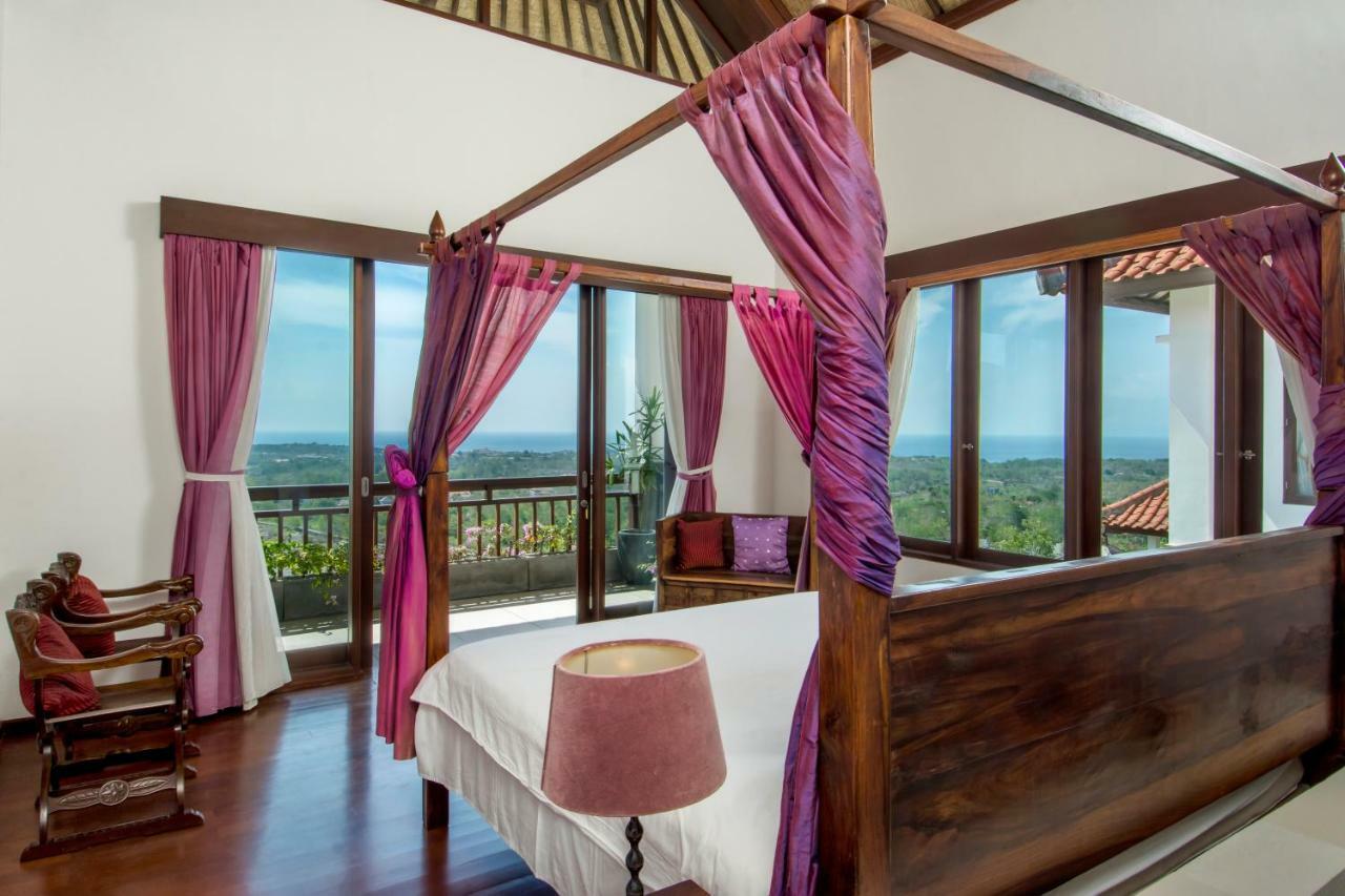 Villa Amanie - Private Villa With Infinity Pool, Stunning Views And Cook ジンバラン エクステリア 写真