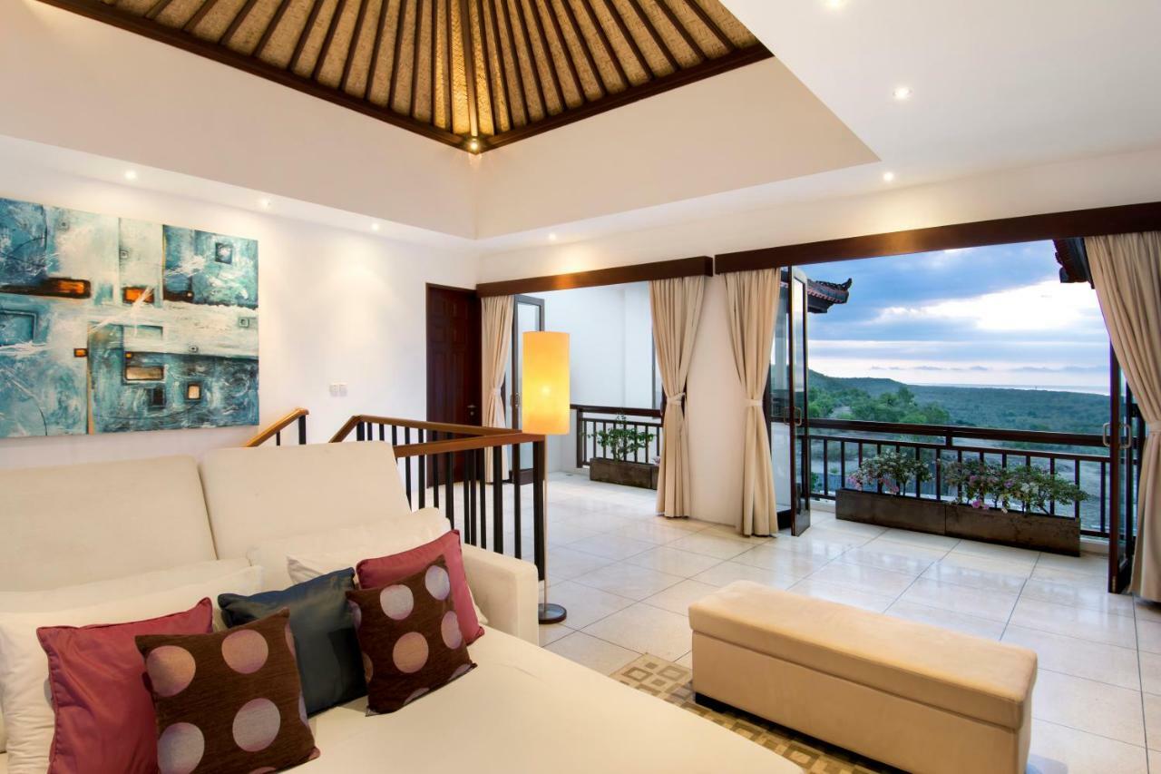 Villa Amanie - Private Villa With Infinity Pool, Stunning Views And Cook ジンバラン エクステリア 写真